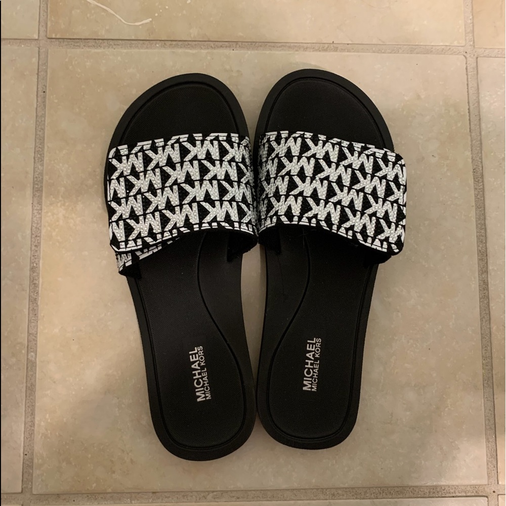 Michael kors slides
